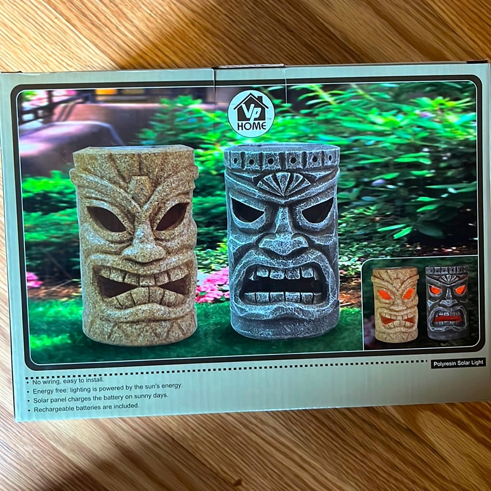 2 Tiki Solar/Recharable Lights